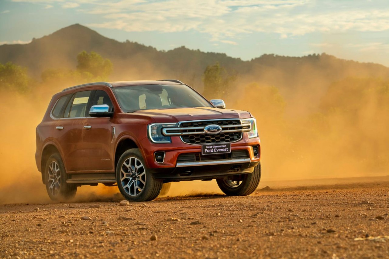 Ford Everest 2023 chính thức ra mắt tại Việt Nam, giá từ 1,099 tỷ đồng