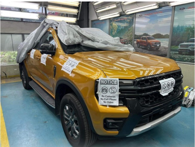 Lộ ảnh nội thất Ford Ranger Wildtrak 2022 phiên bản thị trường Việt