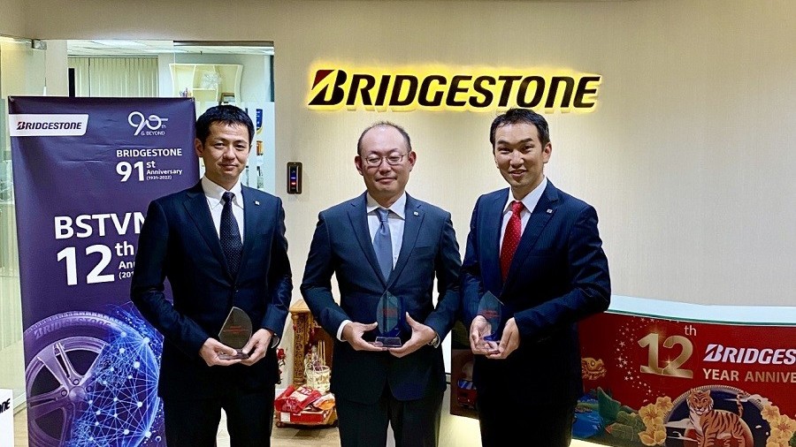 Bridgestone Việt Nam nhận giải thưởng chất lượng từ Toyota