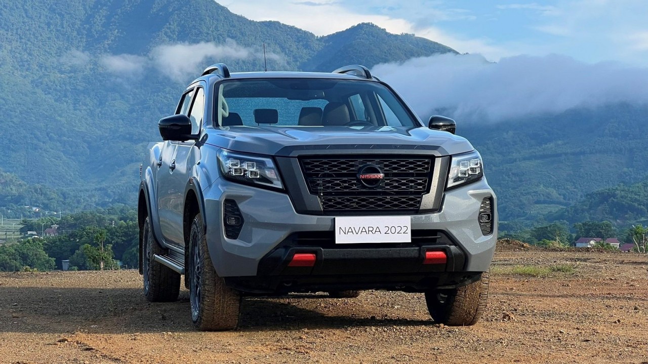 Nissan Navara 2022 ra mắt tại Việt Nam, có thêm động cơ Turbo kép 2.3L mới