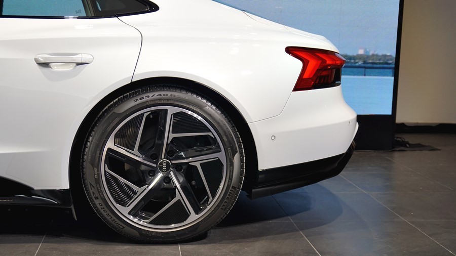 Audi e tron GT quattro giới thiệu tại Việt Nam, giá từ 5,2 tỷ đồng