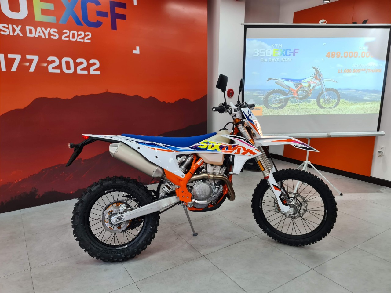Xe cào cào 2 thì phun xăng điện tử cực chất của KTM