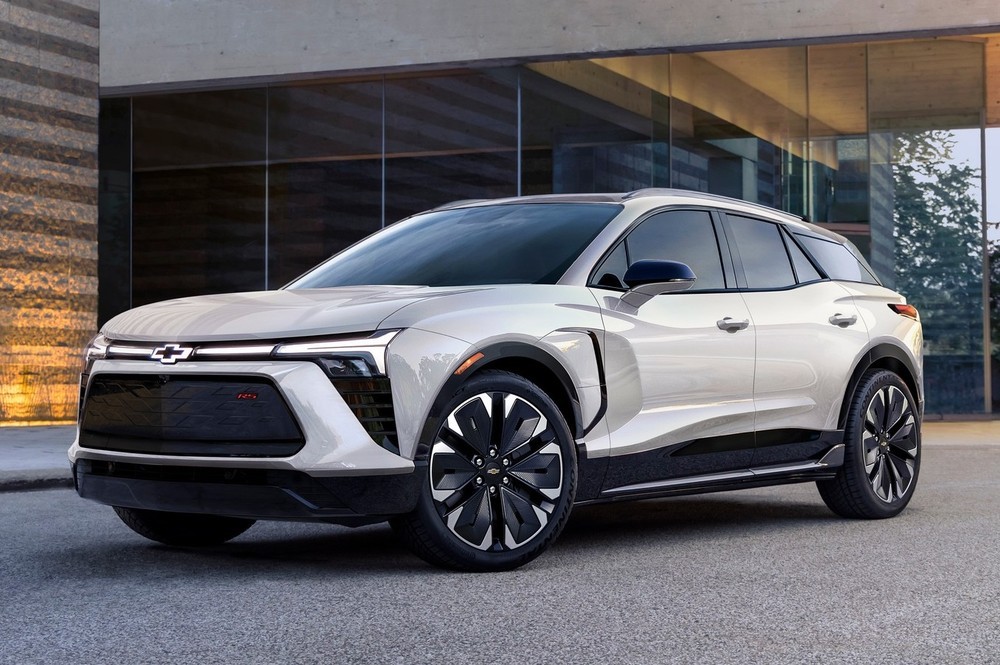 Chevrolet Blazer EV 2023 chính thức ra mắt