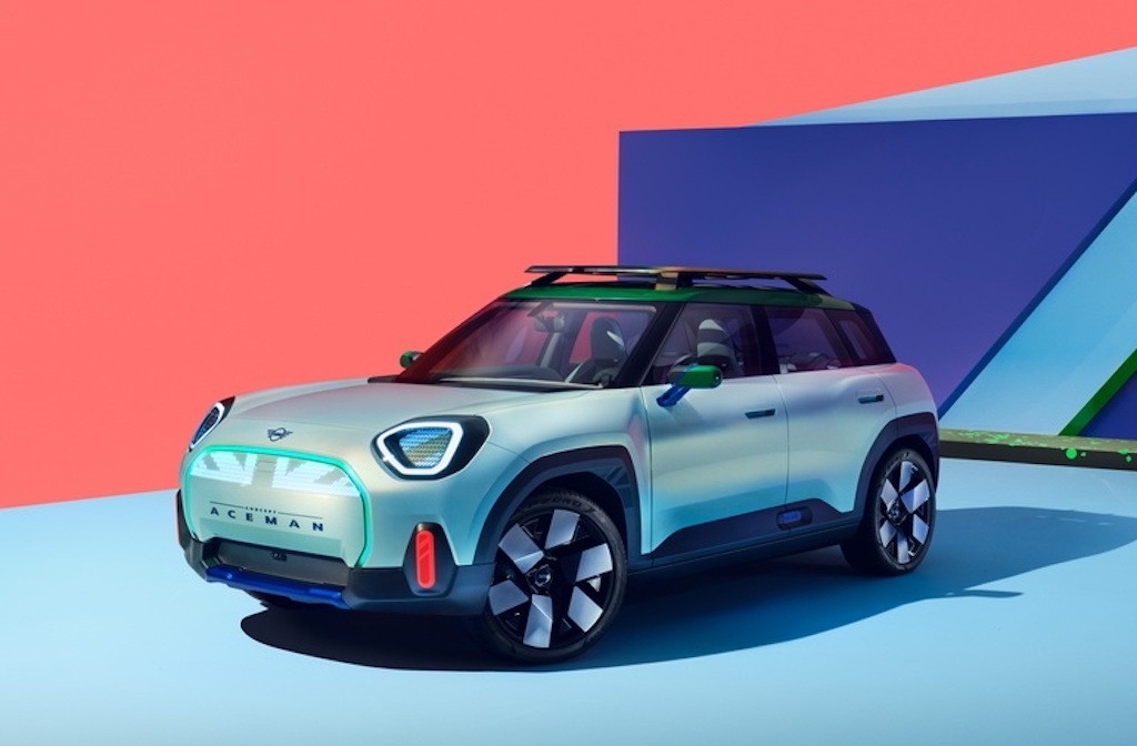 MINI trình làng concept crossover điện Aceman