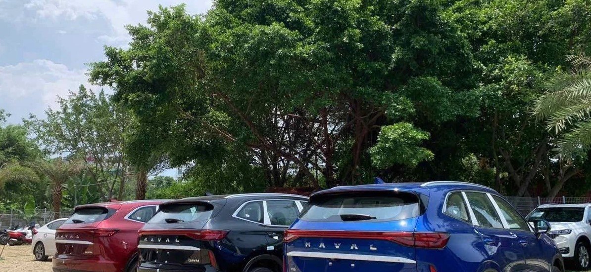 Cận cảnh Haval H6 hybrid vừa có mặt tại đại lý