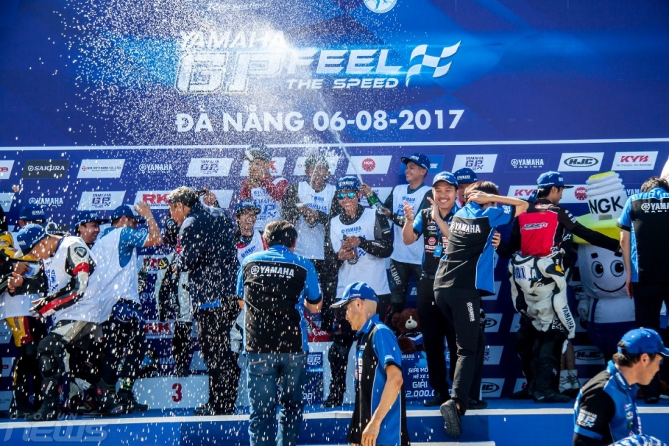 Sôi động giải đua Yamaha GP 2017 tại Đà Nẵng soi dong giai dua yamaha gp 2017 tai da nang
