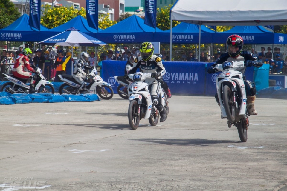 Sôi động giải đua Yamaha GP 2017 tại Đà Nẵng soi dong giai dua yamaha gp 2017 tai da nang