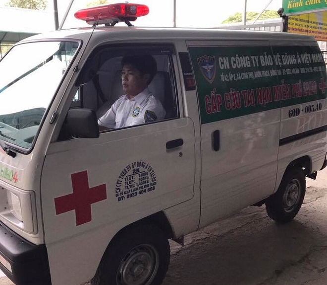 “Gã khùng” mua 2 xe cấp cứu hơn nửa tỷ đồng chở người miễn phí ga khung mua 2 xe cap cuu hon nua ty dong cho nguoi mien phi