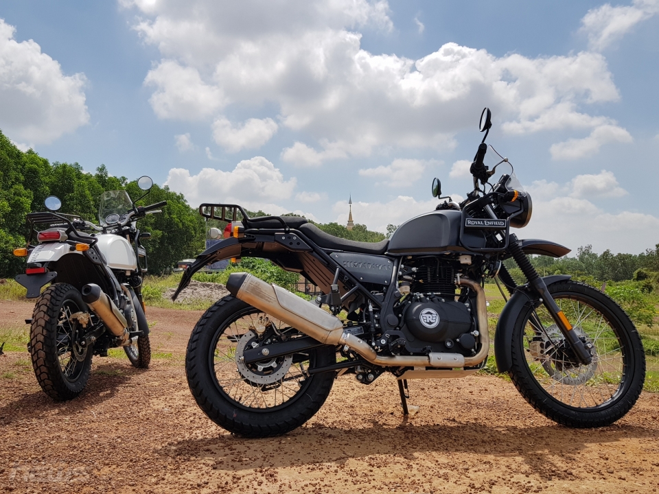 royal enfield himalayan chinh thuc co mat tai sai gon voi gia 1317 trieu dong