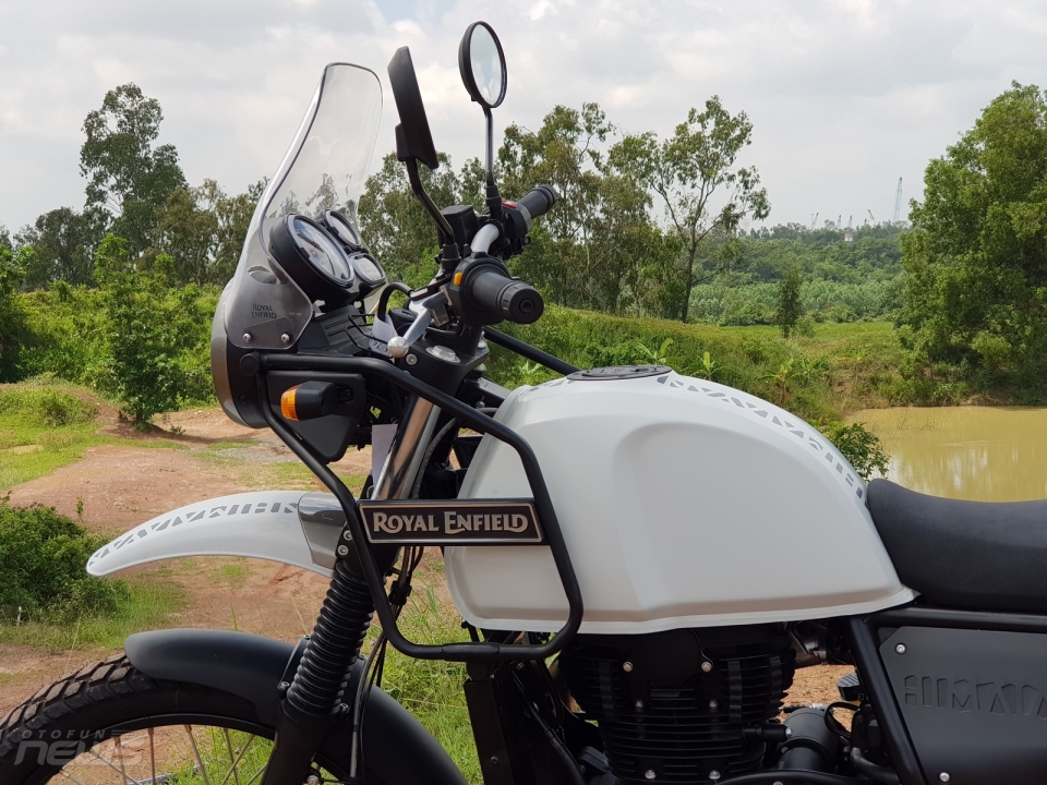 royal enfield himalayan chinh thuc co mat tai sai gon voi gia 1317 trieu dong