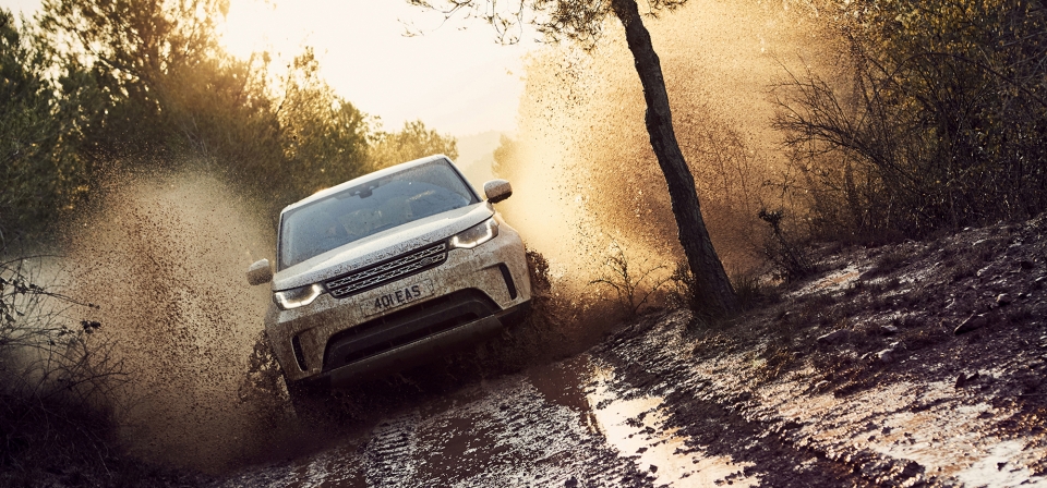 Jaguar Land Rover tổ chức trải nghiệm xe tại Đà Nẵng jaguar land rover to chuc trai nghiem xe tai da nang