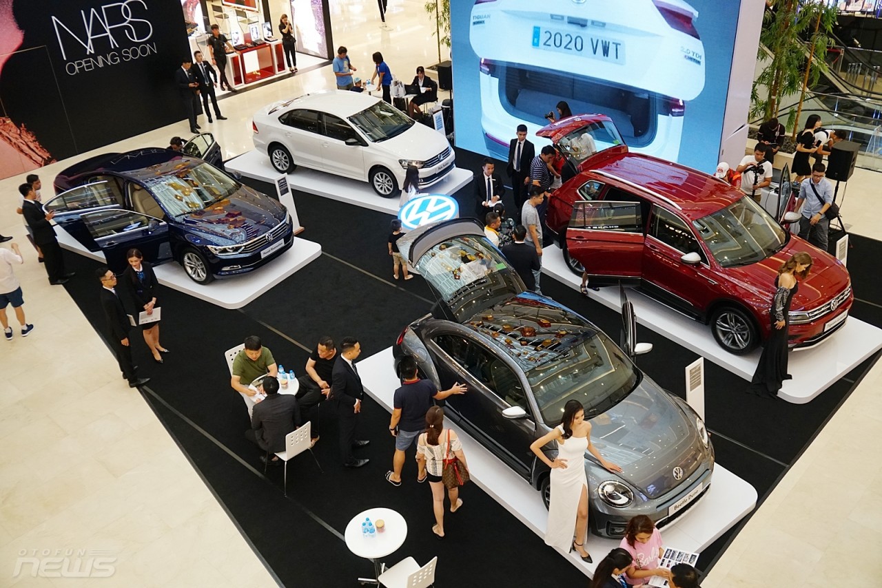 volkswagen mang dan xe den tttm takashimaya