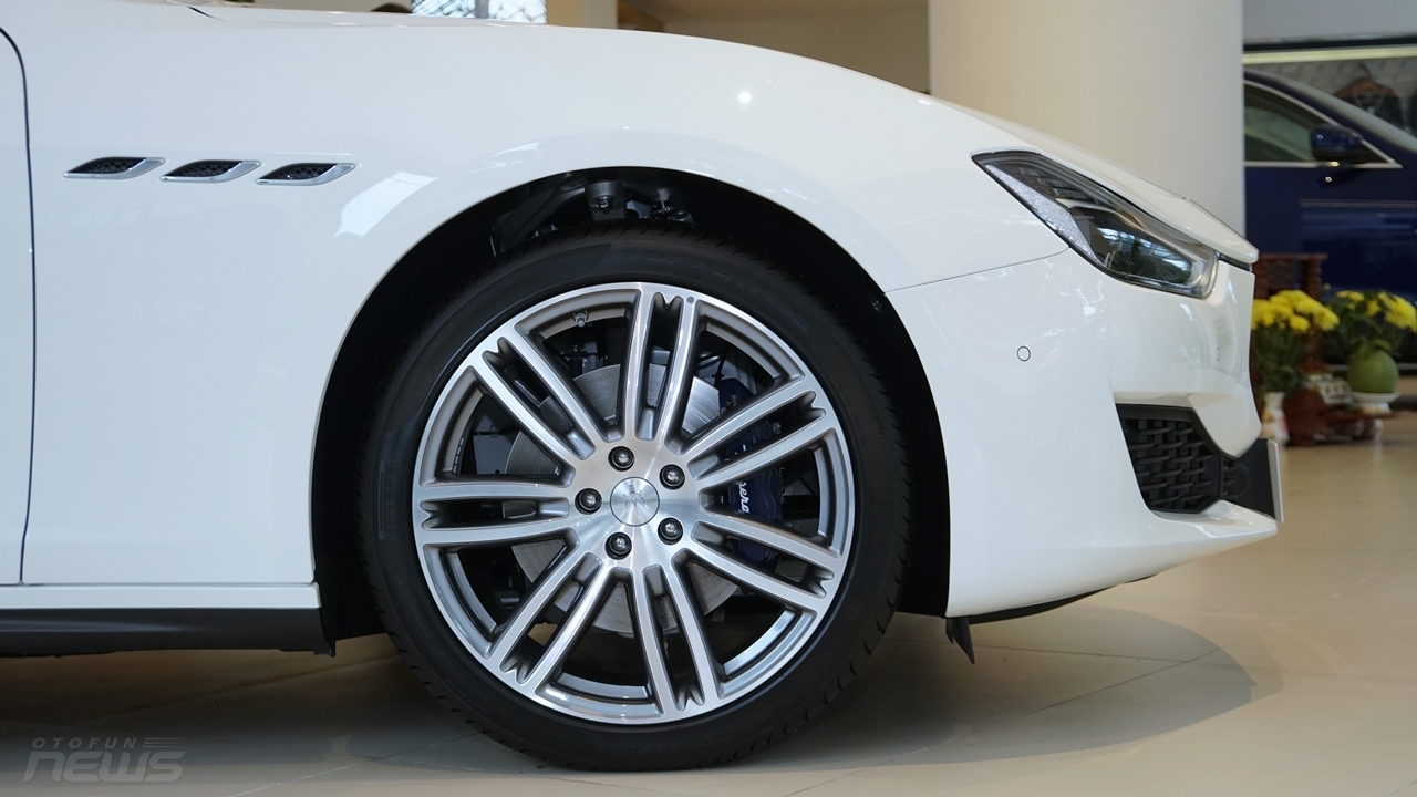 can canh maserati ghibli scatenato doc nhat viet nam