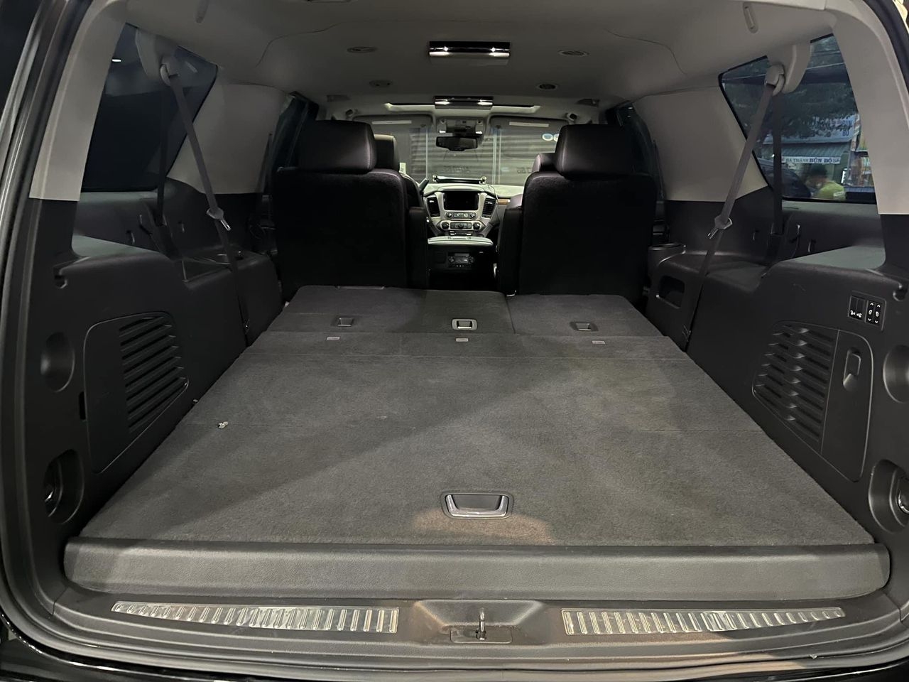 'Khủng Long' GMC Yunkon Denali XL 2015 lên sàn xe cũ với giá chỉ 3,6 tỷ đồng