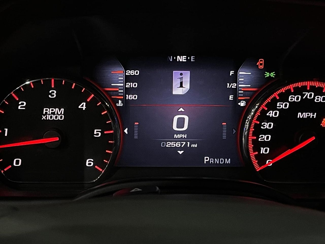'Khủng Long' GMC Yunkon Denali XL 2015 lên sàn xe cũ với giá chỉ 3,6 tỷ đồng
