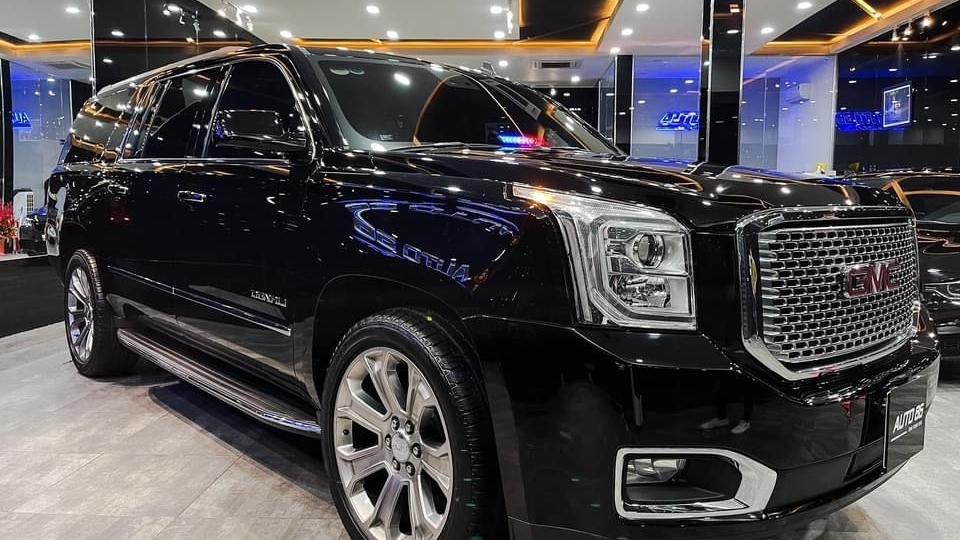 'Khủng Long' GMC Yunkon Denali XL 2015 lên sàn xe cũ với giá chỉ 3,6 tỷ đồng