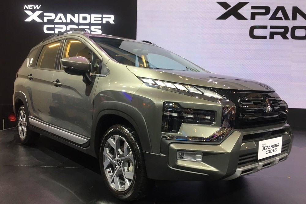 Mitsubishi Xpander Cross 2023 ra mắt tại Indonesia