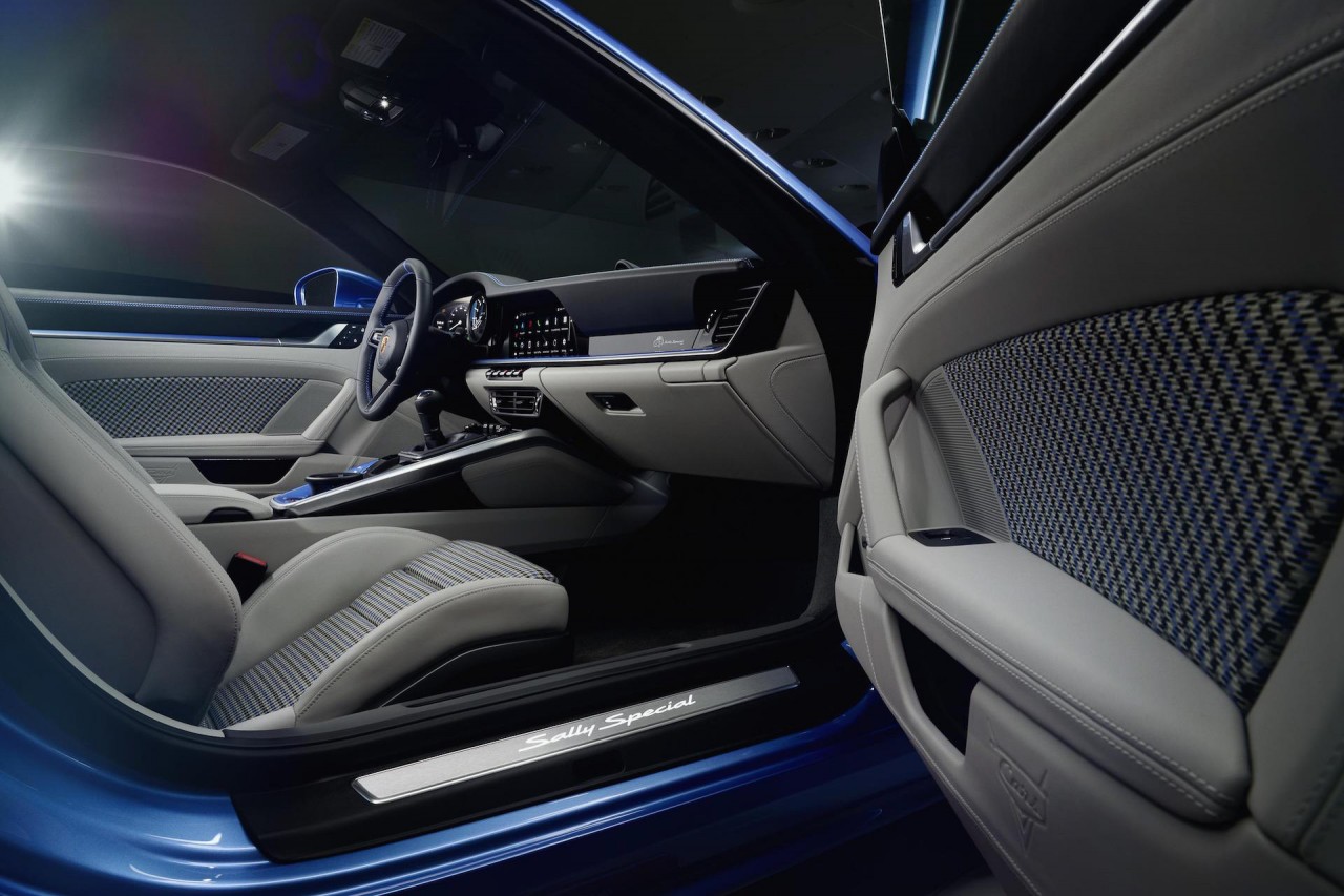 Porsche 911 Sally Special: Chiếc xe lấy cảm hứng từ phim hoạt hình