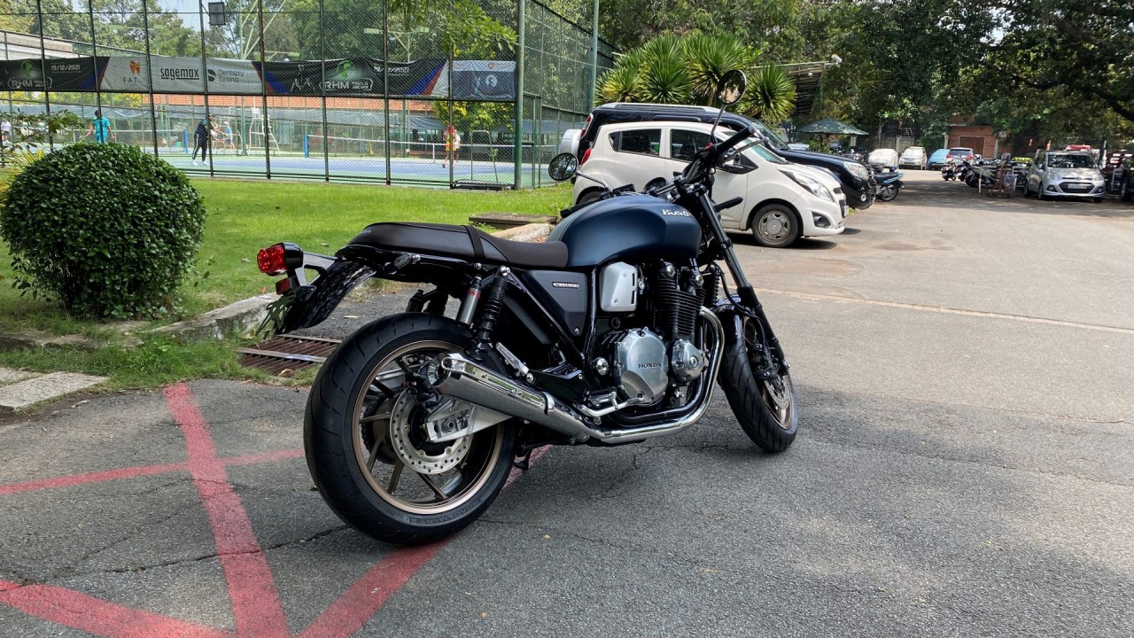 Cận cảnh Honda CB1100RS Final Edition đầu tiên tại Việt Nam