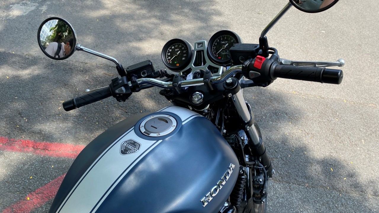 Cận cảnh Honda CB1100RS Final Edition đầu tiên tại Việt Nam