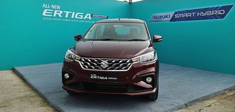 Suzuki Ertiga Hybrid sắp bán tại Việt Nam có mức tiêu hao nhiên liệu chỉ 5,38 lít
