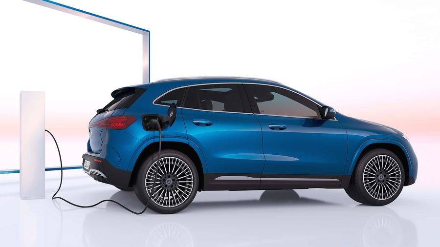 Cận cảnh xe điện Mercedes-Benz EQA, đi được 560 km với một lần sạc