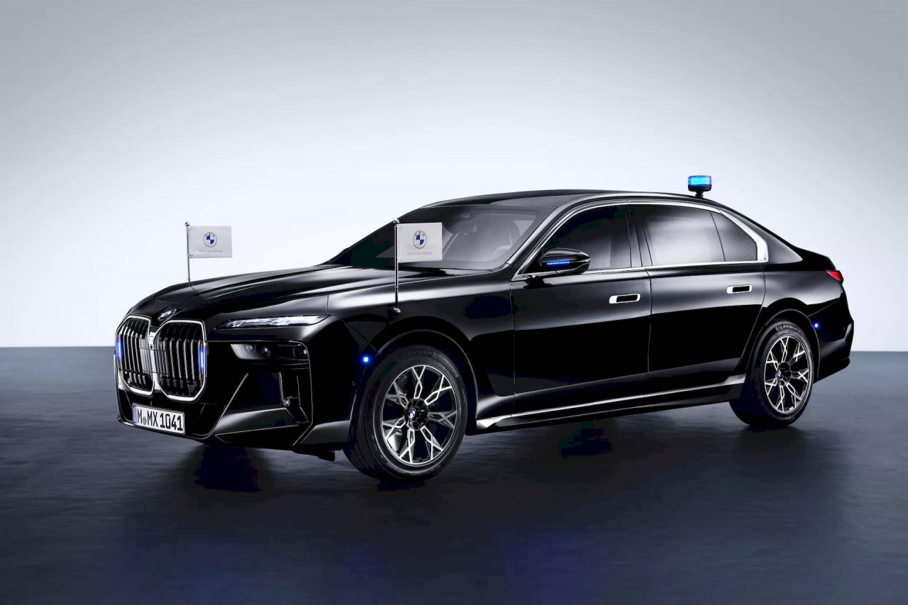 BMW 7-Series bọc thép chống đạn.