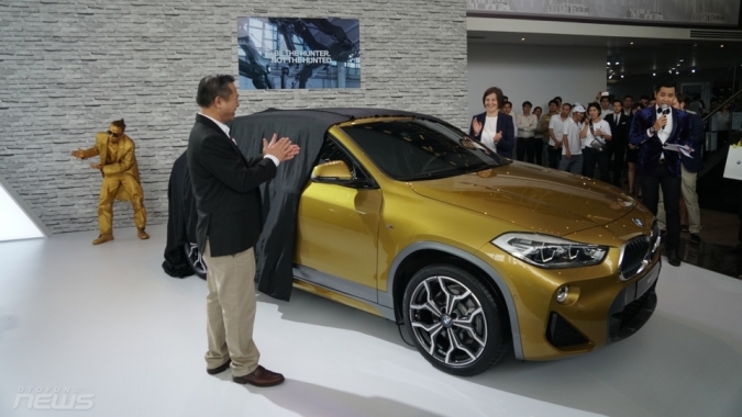 BMW X2 chào sân Việt Nam với giá 2,13 tỷ đồng