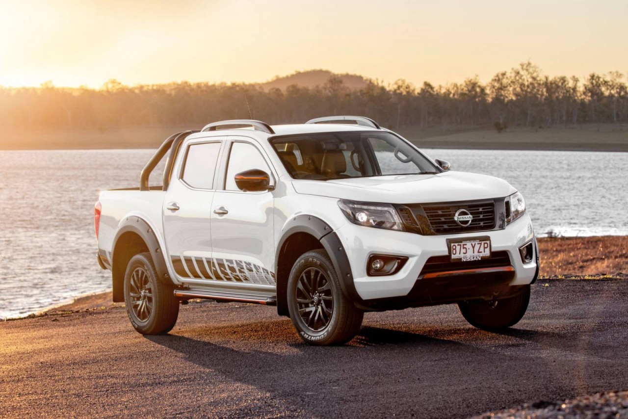 ra mat nissan navara n trek phien ban dac biet gia 882 trieu dong