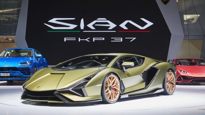 IAA 2019 : Siêu bò Lamborghini Sian ra mắt, giá 3,6 triệu USD