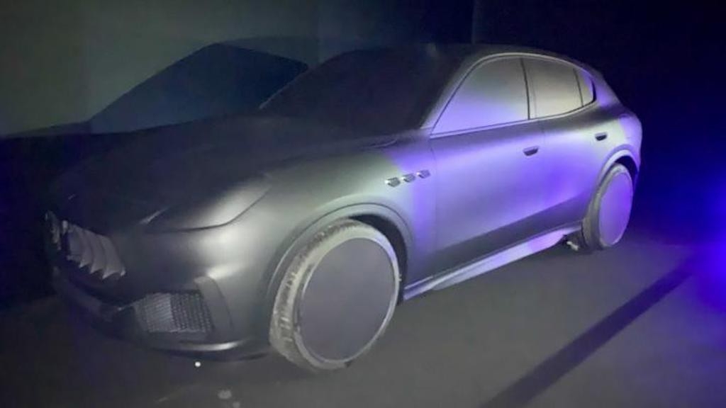 suv moi cua maserati co ten la grecale se ra mat trong nam 2021