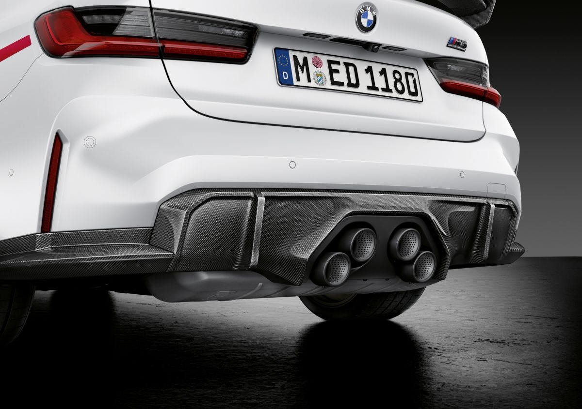 bmw m3 bmw m4 2021 co them goi phu kien m performance