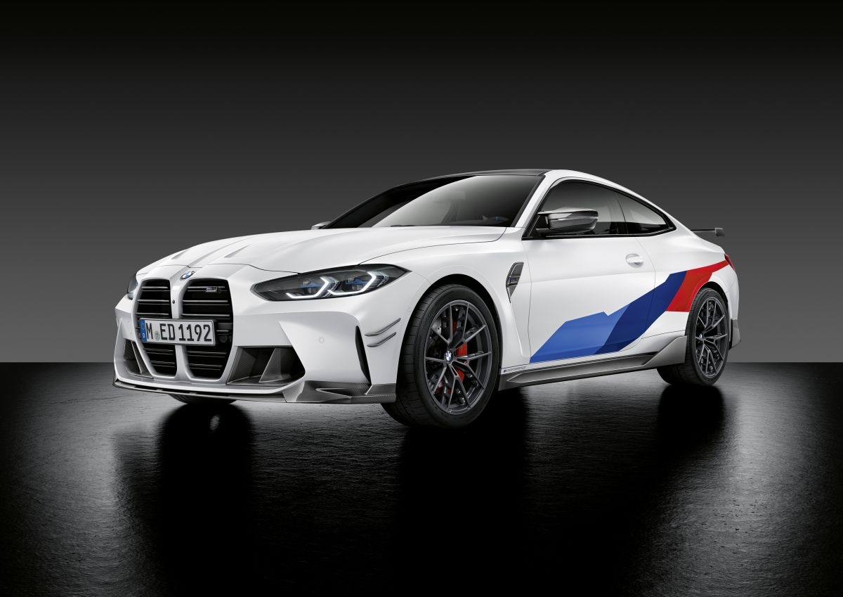 bmw m3 bmw m4 2021 co them goi phu kien m performance