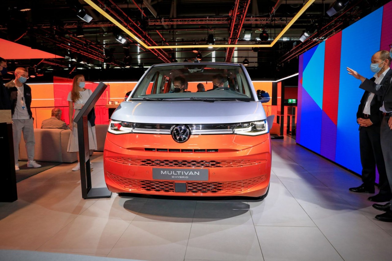 Volkwagen T7 Multivan ra mắt tại triển lãm ôtô Munich 2021
