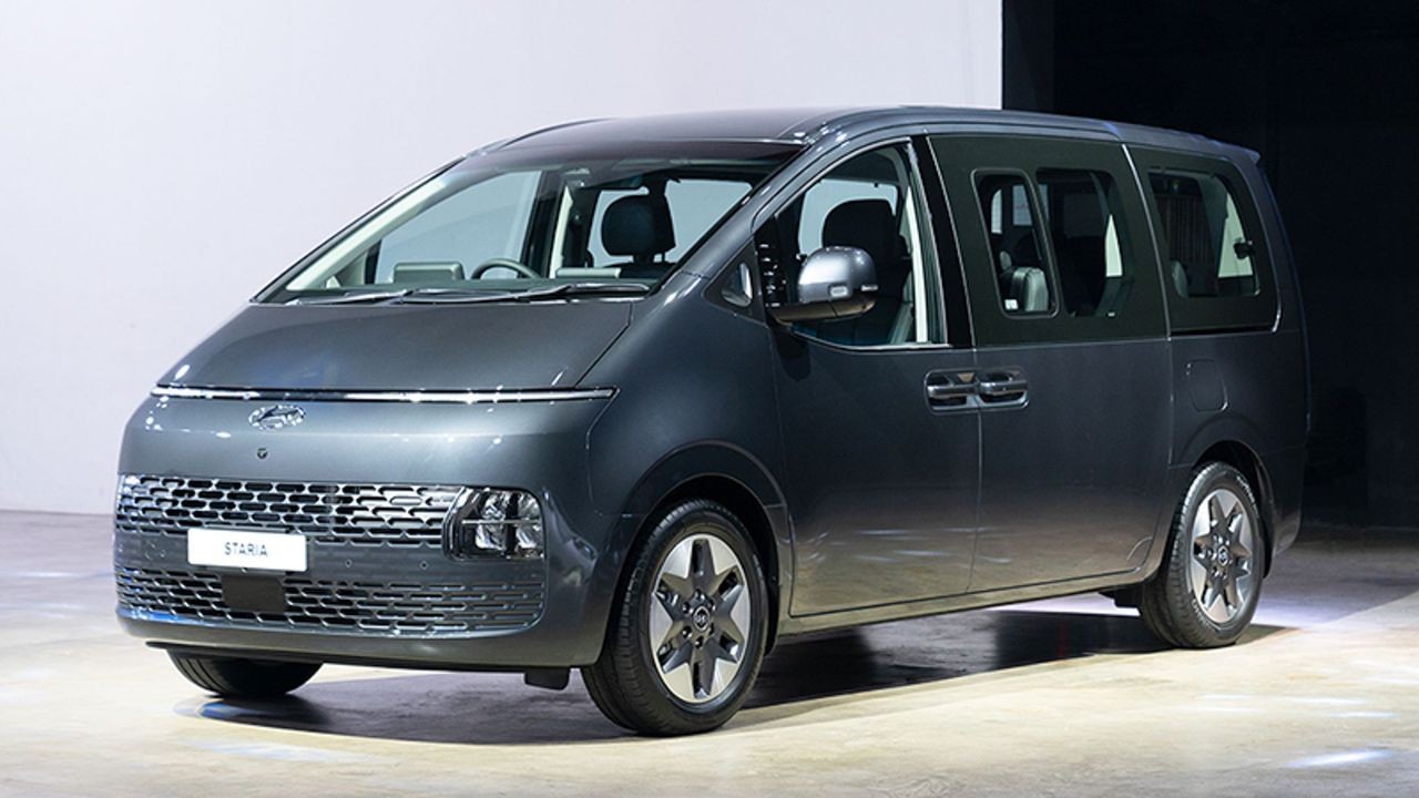 Đánh giá MPV hoàn toàn mới Hyundai Staria 2021