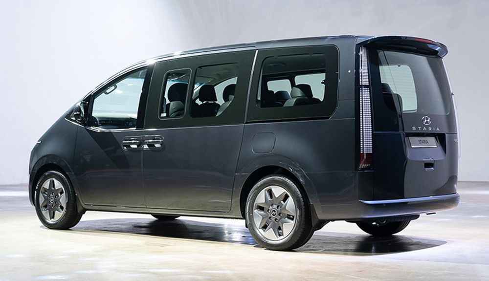 Đánh giá MPV hoàn toàn mới Hyundai Staria 2021