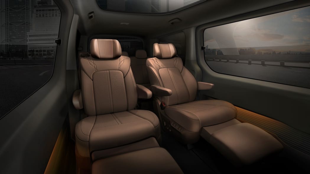 Đánh giá MPV hoàn toàn mới Hyundai Staria 2021