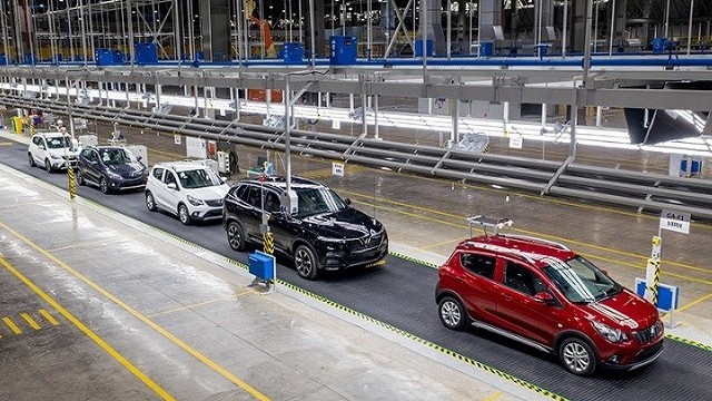 Chỉ với 3 mẫu xe xăng và các mẫu xe điện sắp ra mắt, VinFast đã chi gần 2 tỷ USD cho R&D