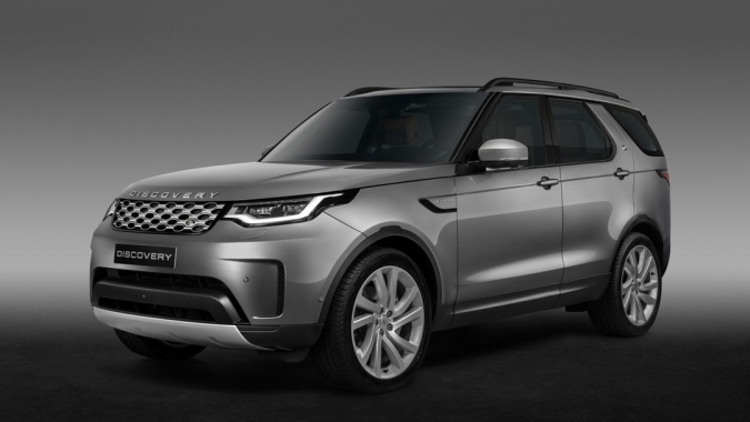 Land Rover Discovery mới có mặt tại Việt Nam với giá 4,5 tỷ đồng