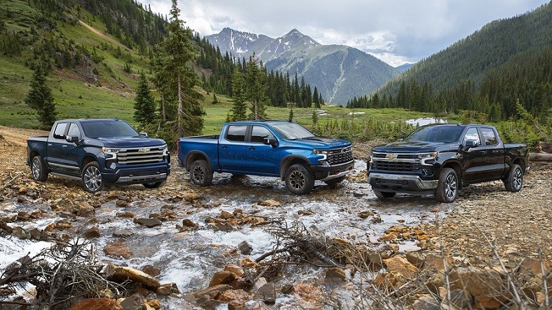 Chevrolet Silverado ZR2 2022 ra mắt, đối thủ của Ford F-150 Raptor