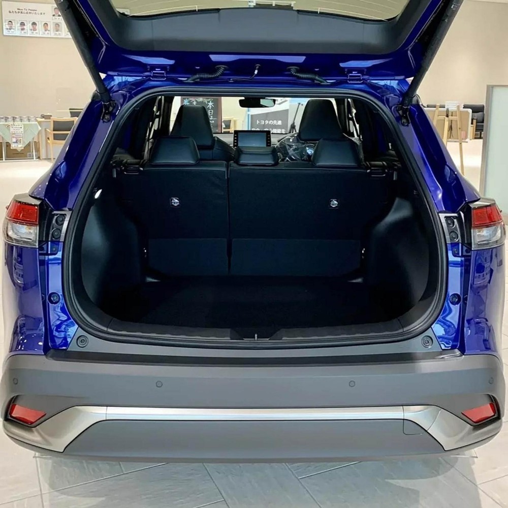 Cận cảnh Toyota Corolla Cross 2021 vừa ra mắt tại Nhật Bản