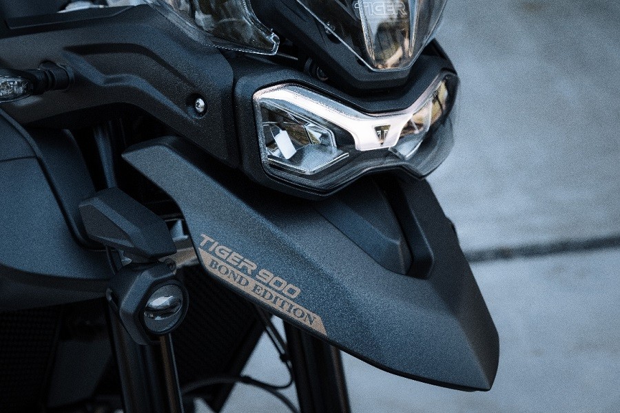 Triumph Tiger 900 Bond Edition giới hạn chỉ 250 chiếc
