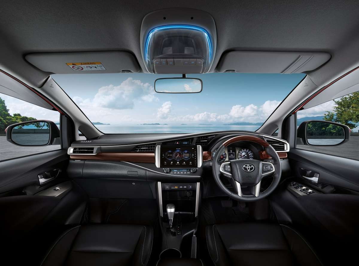 Toyota Innova Zenix 2023 sẽ ra mắt vào tháng 11