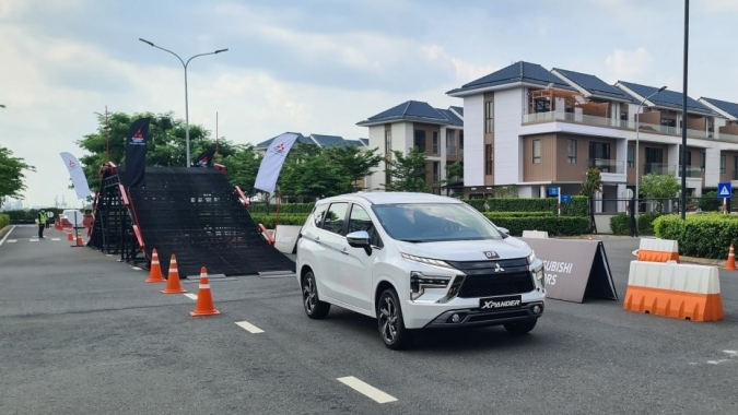 Mitsubishi tổ chức chương trình trải nghiệm xe tại Hà Nội