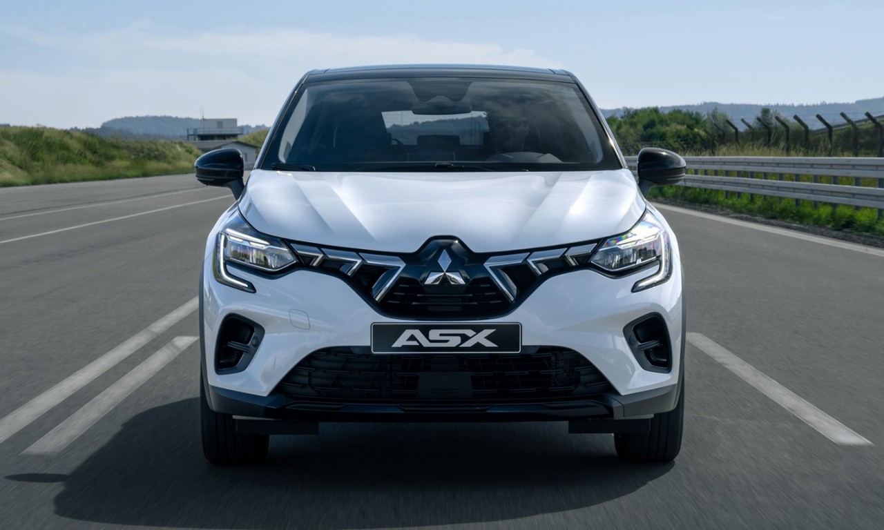 Mitsubishi Outlander Sport ra mắt, thiết kế tương tự Renault Captur