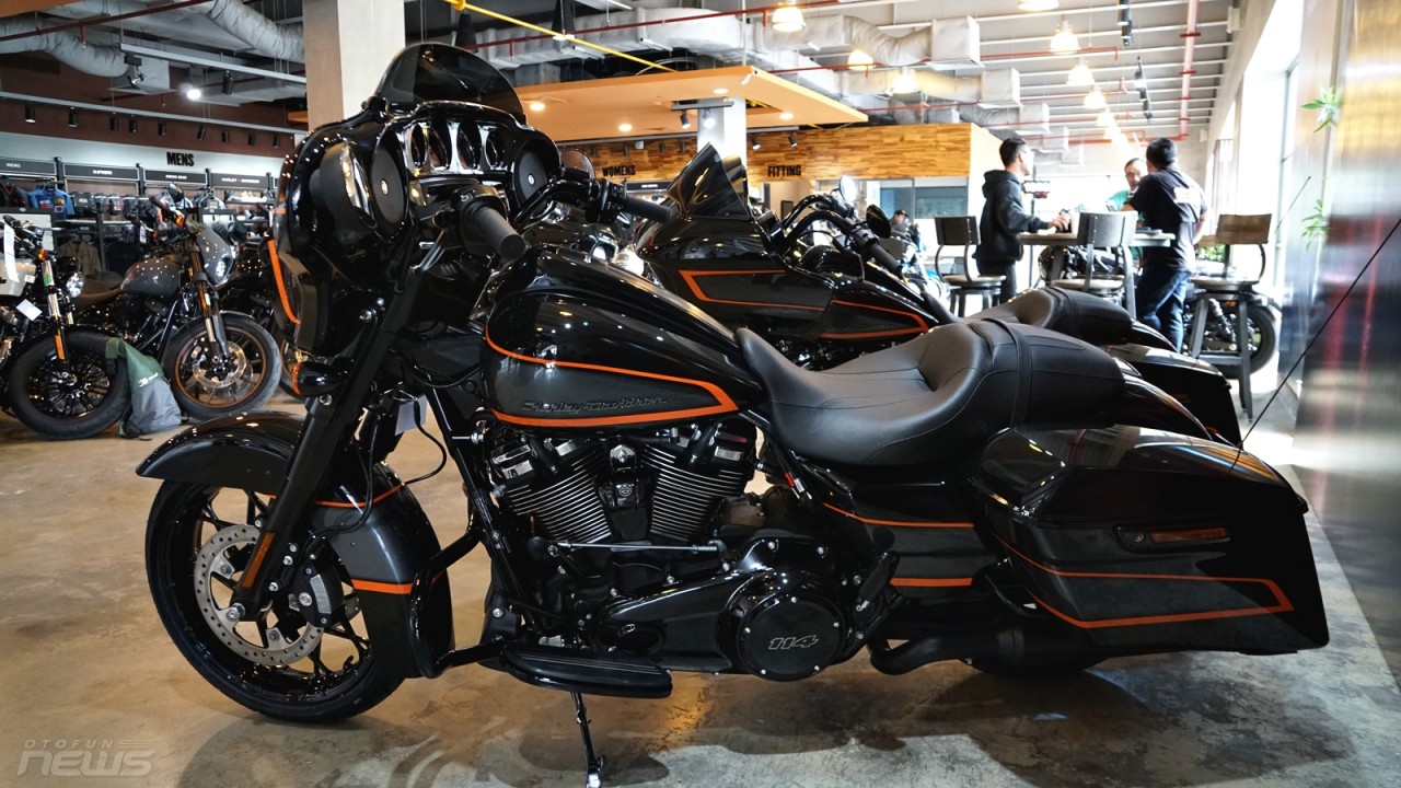 Harley-Davidson giới thiệu phối màu Apex Factory Custom Paint với số lượng giới hạn