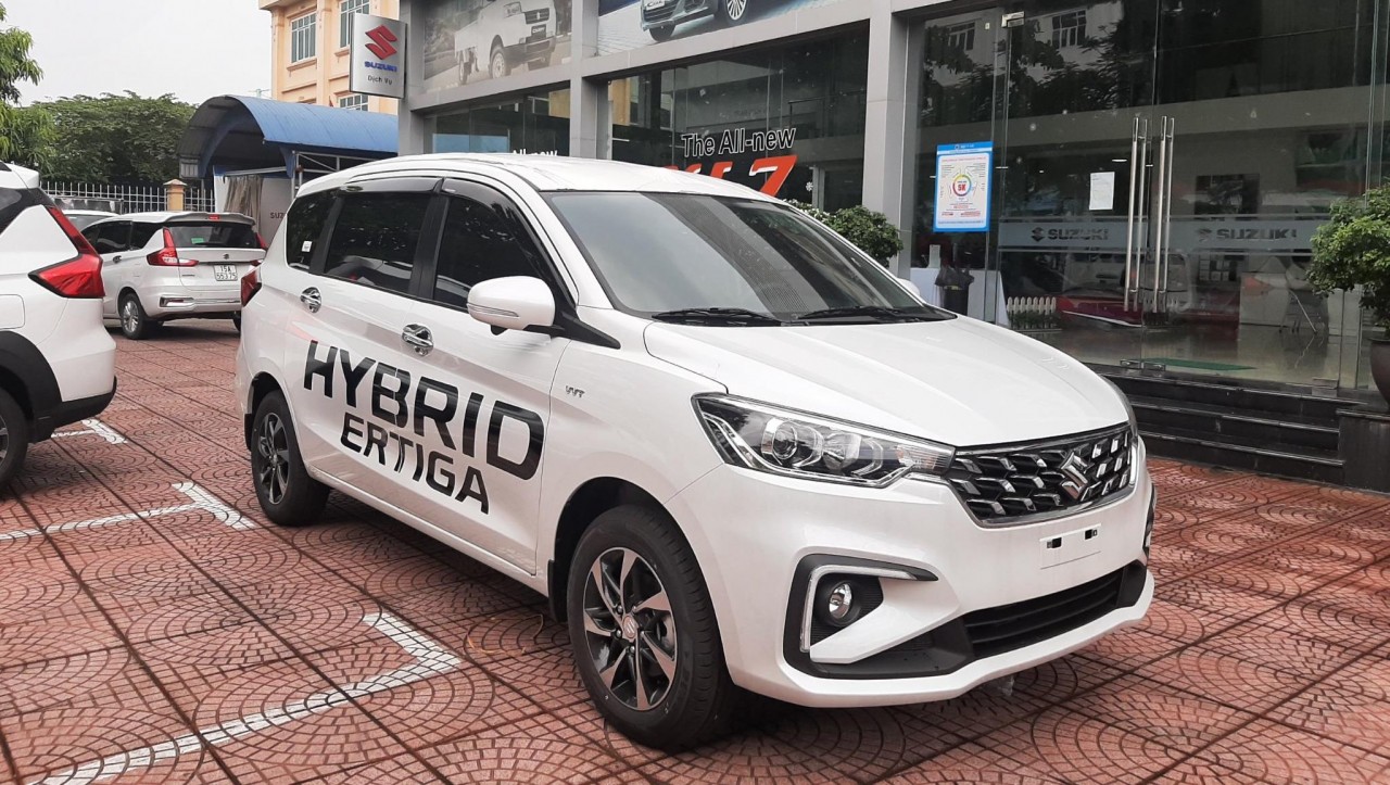 Suzuki Ertiga Hybrid 2022 ra mắt tại Việt Nam với giá 539 triệu đồng