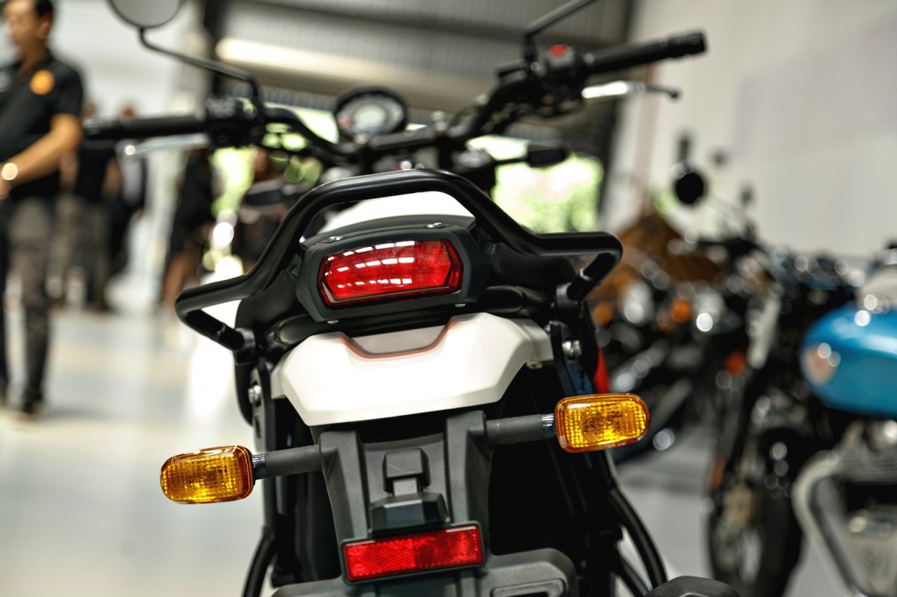 Chi tiết Royal Enfield Scram 411 vừa ra mắt tại Việt Nam