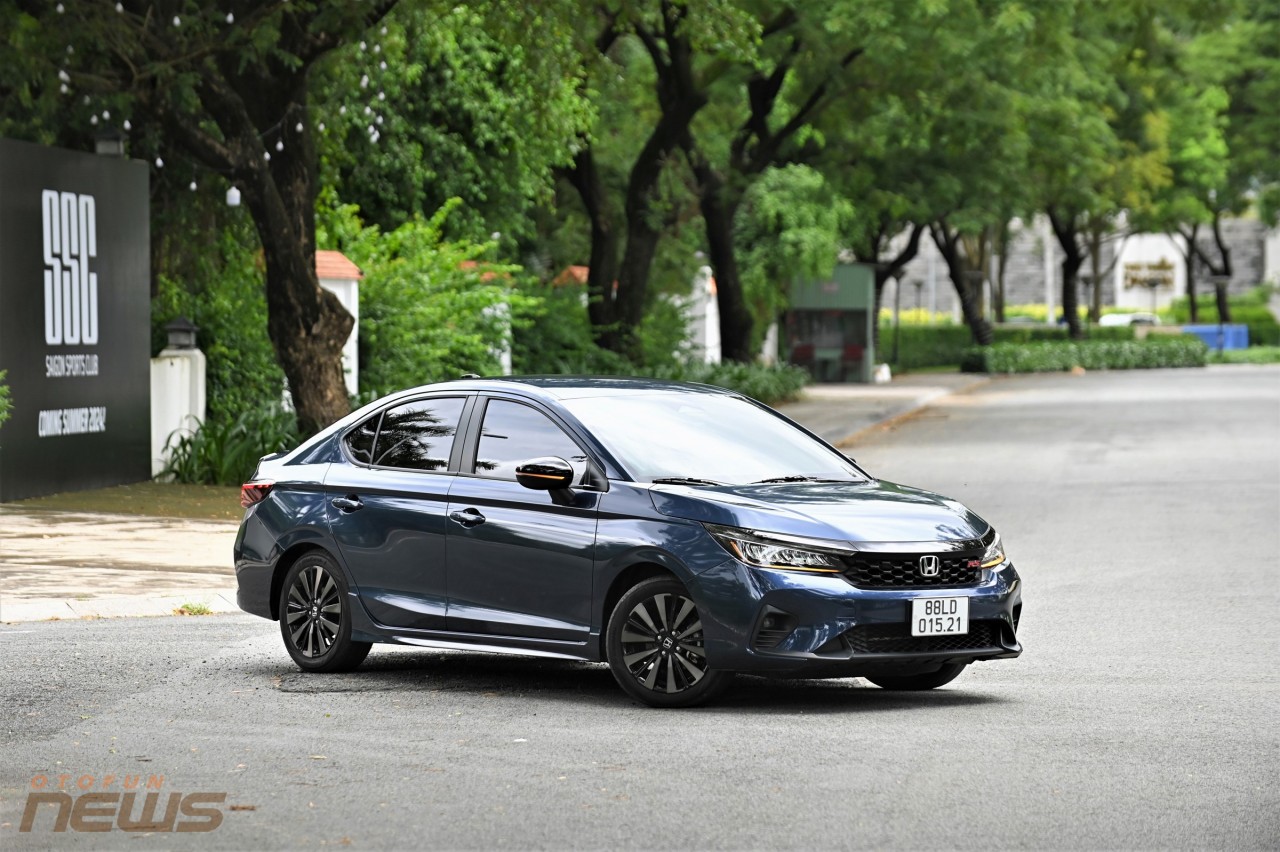 Honda City 2023 giảm giá mạnh tới 75 triệu đồng