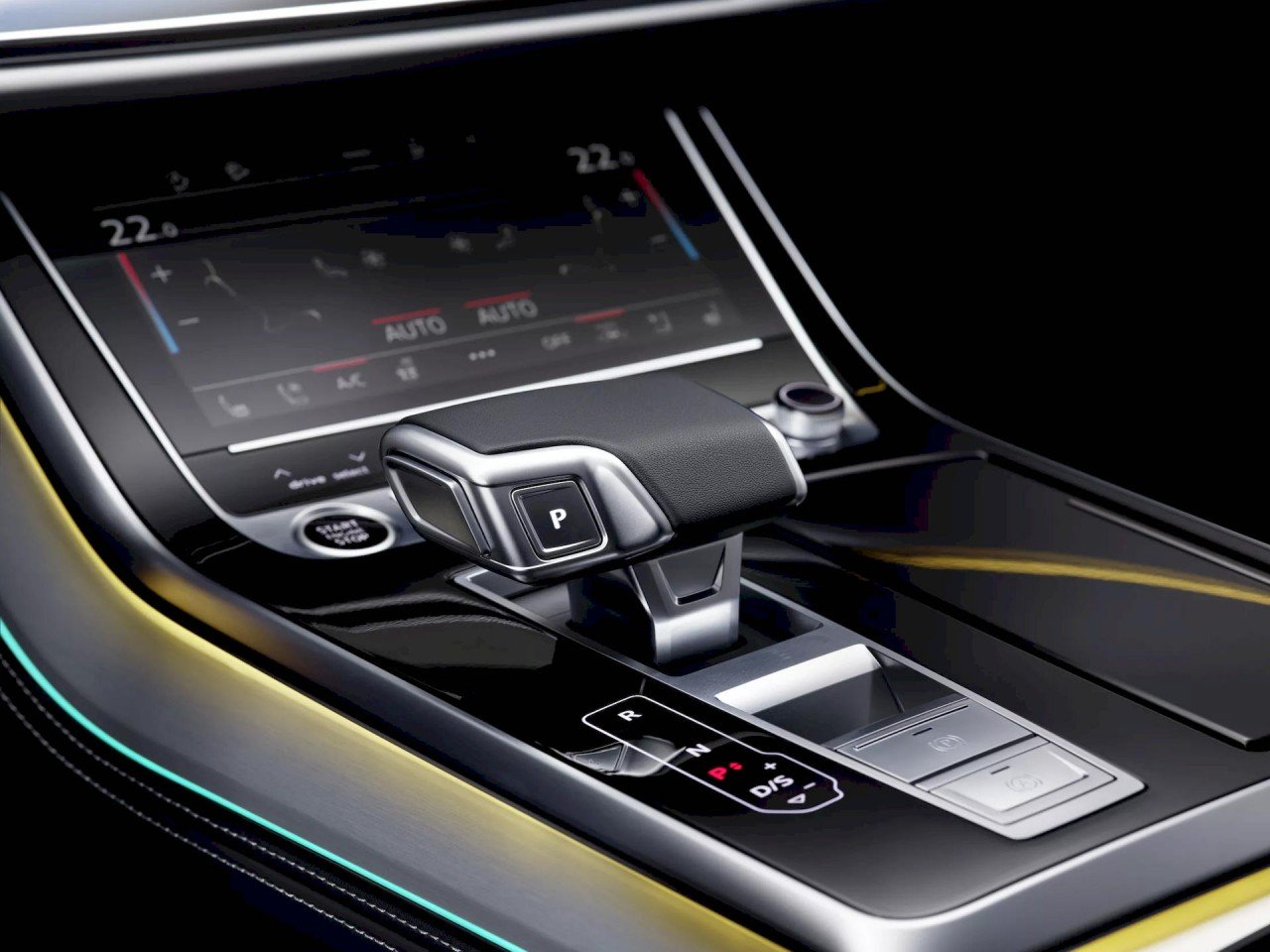 Cận cảnh bộ đôi Audi Q8 và SQ8 2024 với các nâng cấp mới